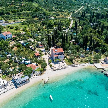 Апартаменты Cypress Sea Cove *